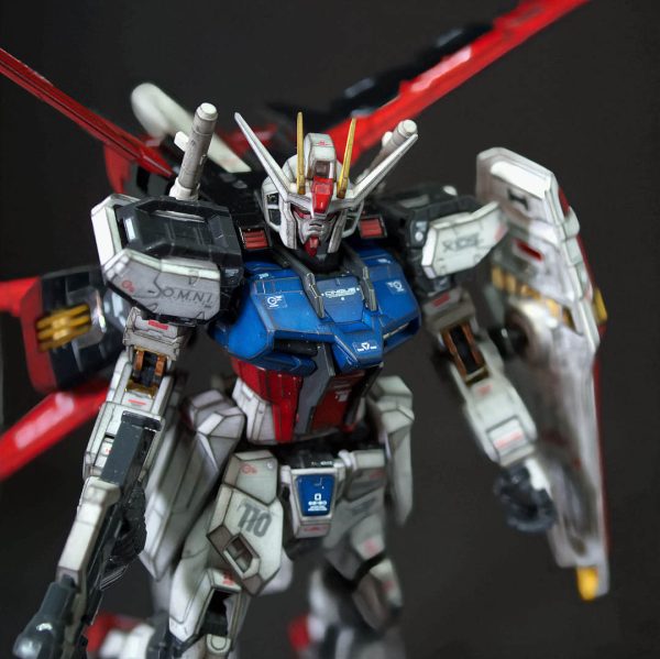 RGエールストライクガンダム右斜めからアップ写真
