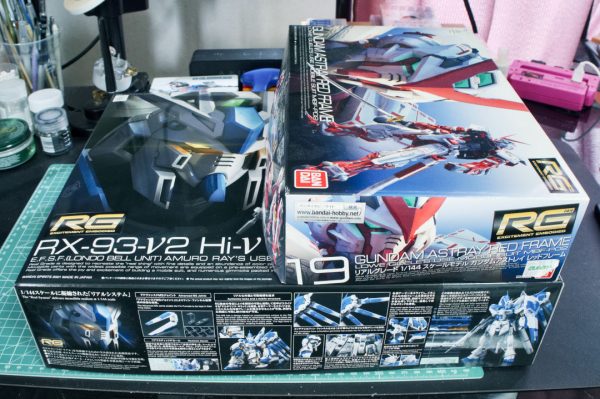 RGアストレイ箱並べて撮影