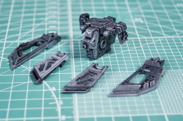 腰部（内部フレーム）組立後