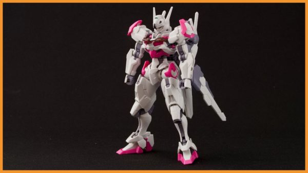 ガンダムルブリス 左斜め前写真
