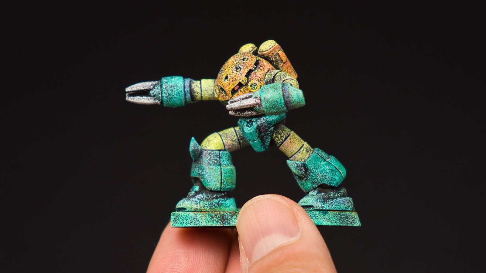 チョコサプズゴック熱帯仕様、スポンジ塗装×筆塗り。手持ち写真