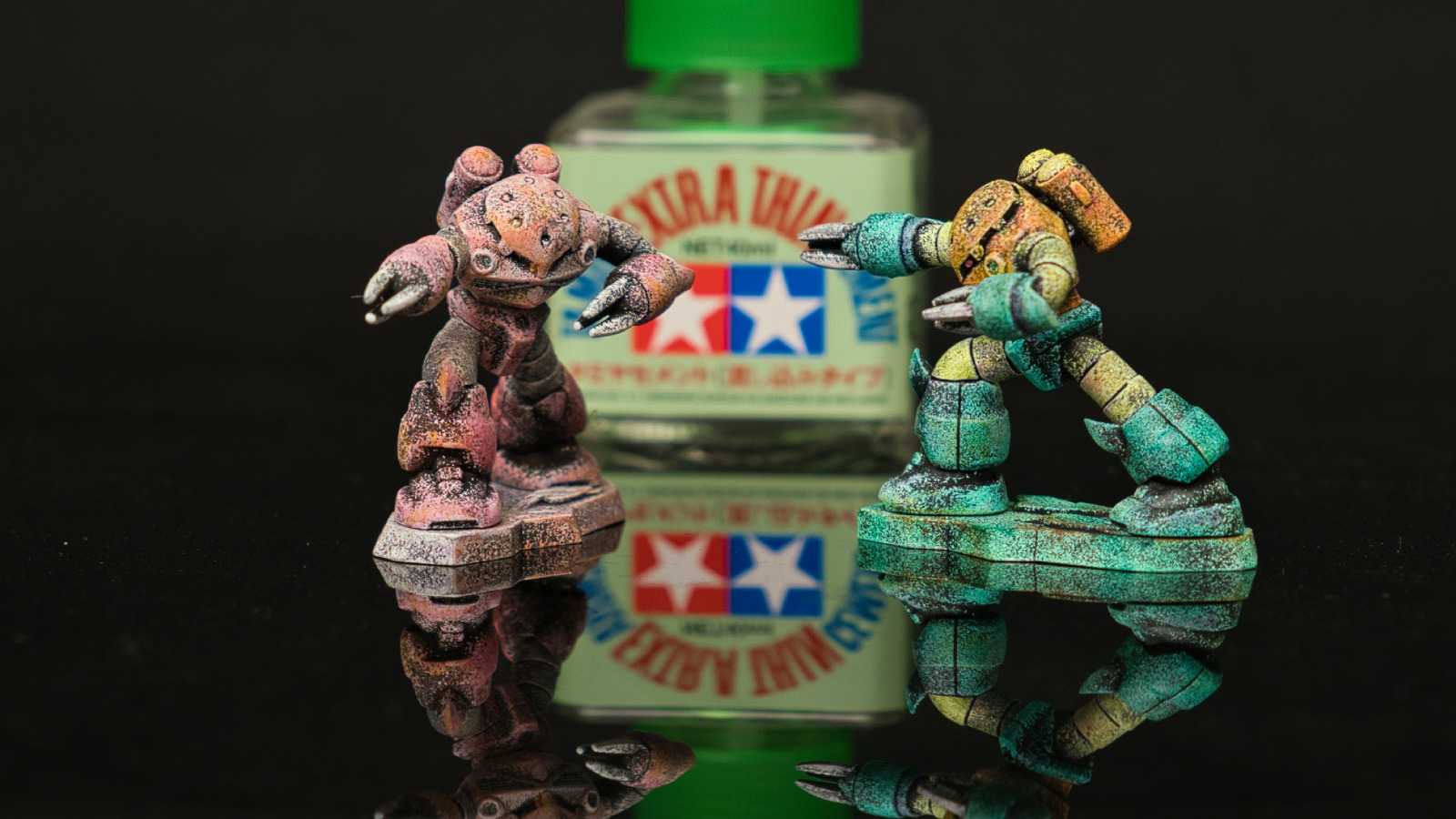 チョコサプズゴック熱帯仕様、スポンジ塗装×筆塗り。シャア専用ズゴックと2ショット